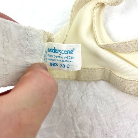 BUY 1 GET 1 FREE underscene 38c cream vintage bra - Picture 8 of 12